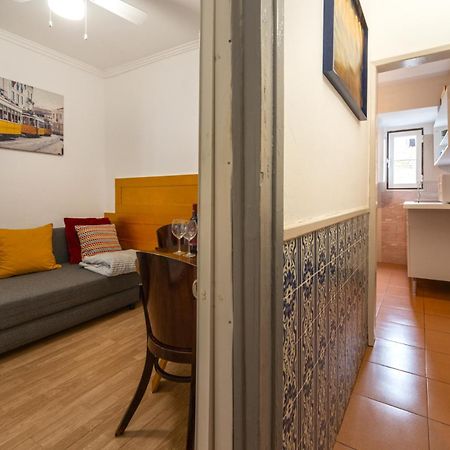 Apartment In Bairro Alto 3 - Lisbon Charm Eksteriør billede