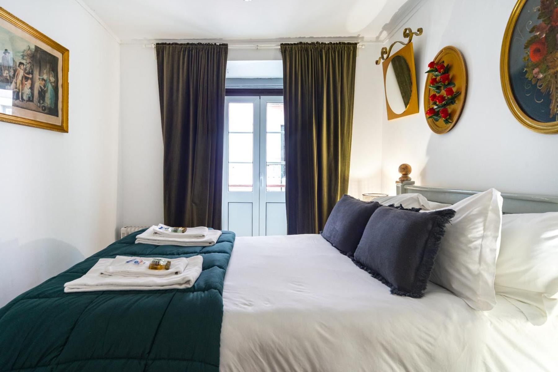 Apartment In Bairro Alto 3 - Lisbon Charm Eksteriør billede