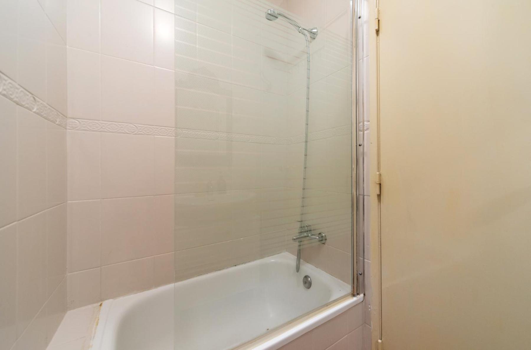 Apartment In Bairro Alto 3 - Lisbon Charm Eksteriør billede